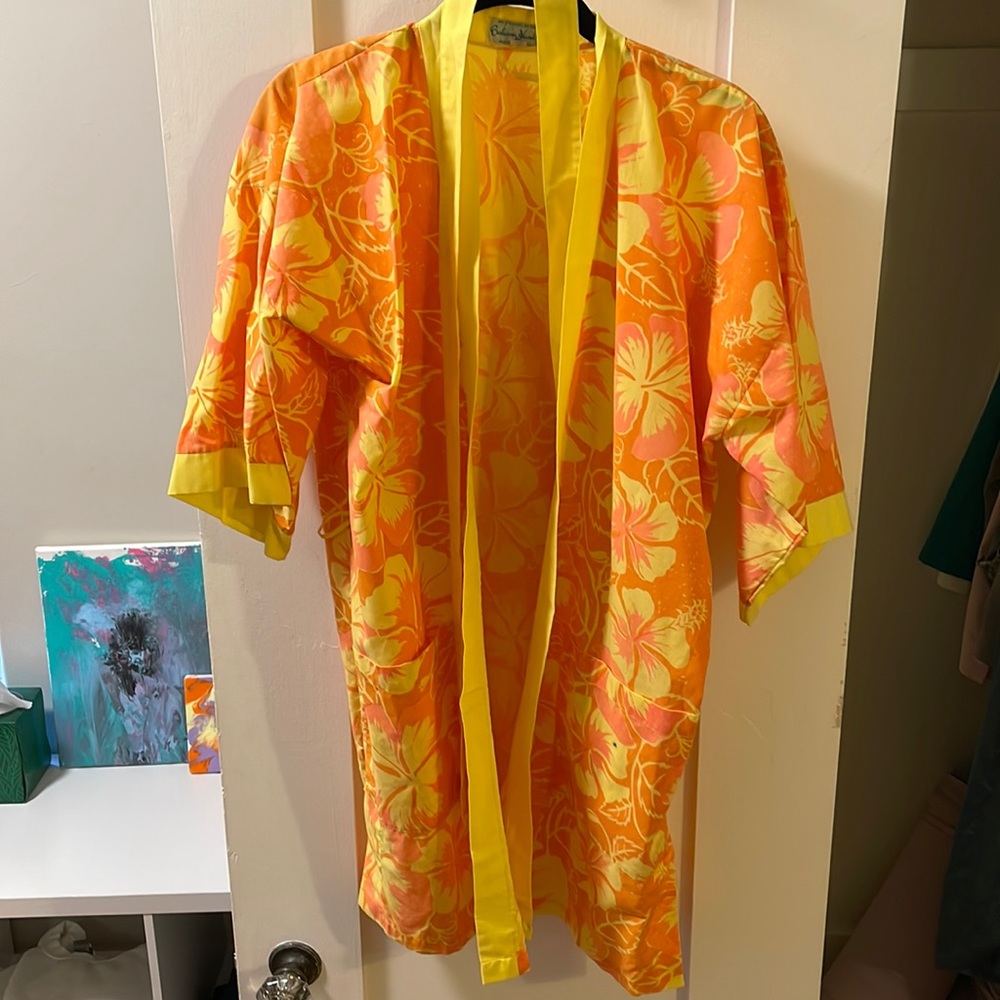 Bahamian Floral Beach Cover Up/Robe vintage